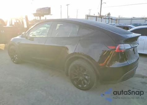 2020 Tesla Model Y z USA, uszkodzony, nr VIN 5YJYGDEEXLF052767